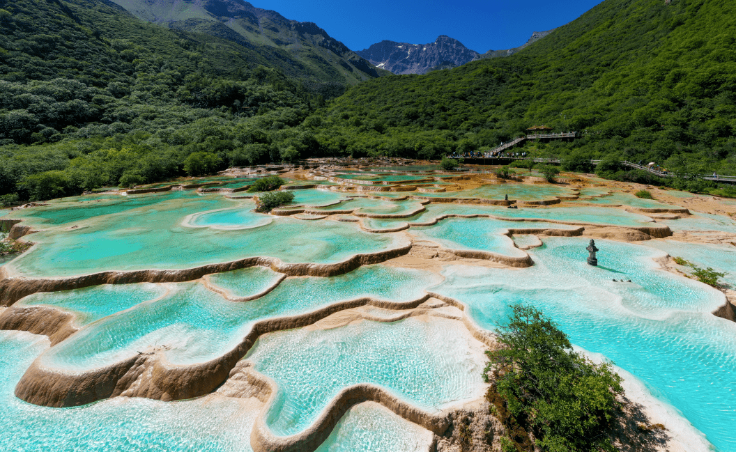 上海旅游團報名三日游價格,上海旅游團報名三日游價格，深度解析與觀點闡述